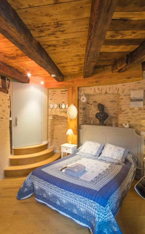 Le Compostelle De Conques Apartment Luaran gambar