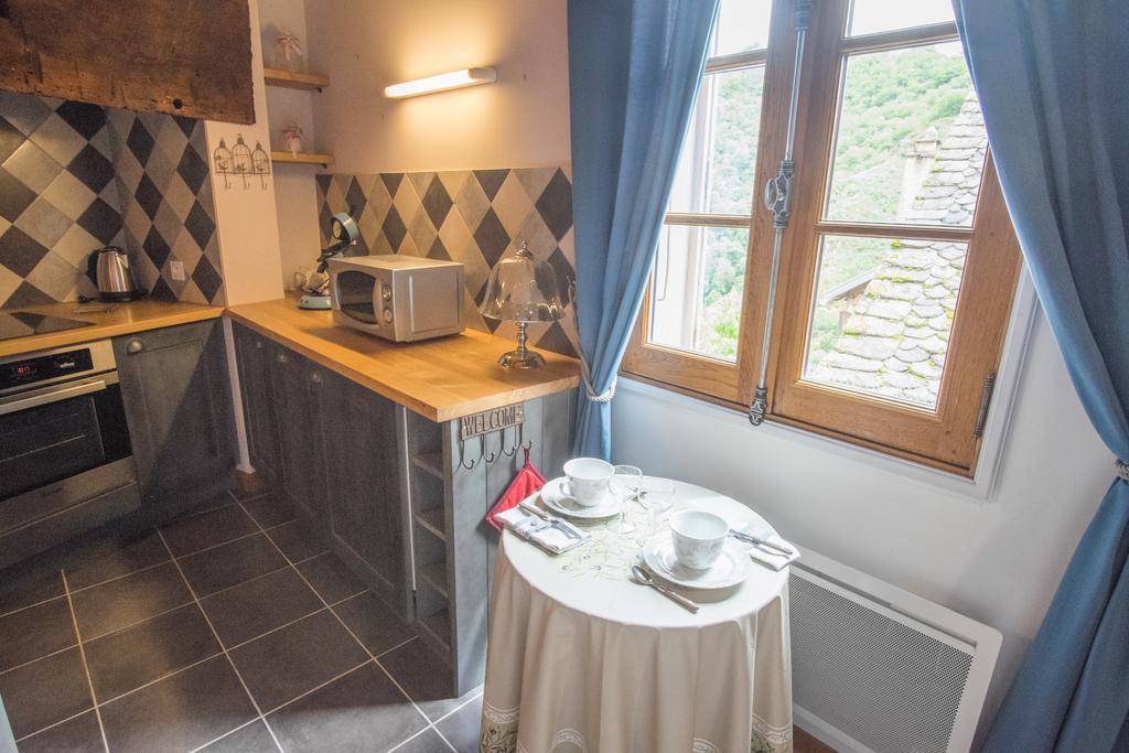 Le Compostelle De Conques Apartment Luaran gambar