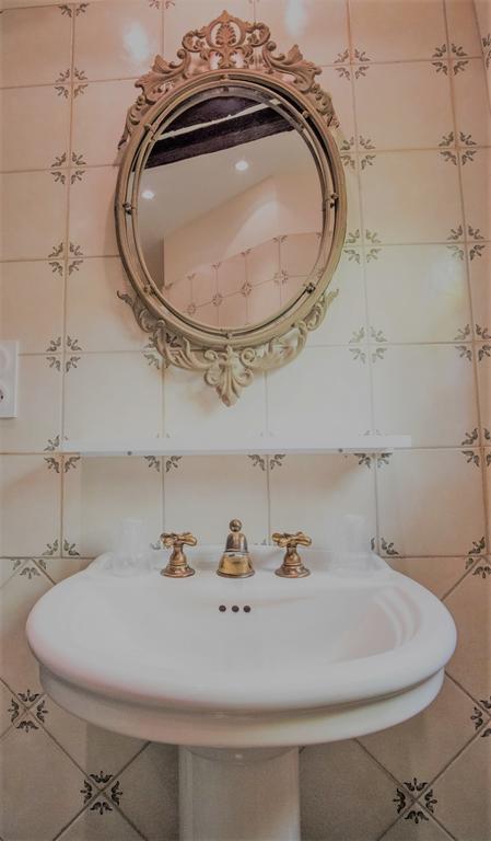 Le Compostelle De Conques Apartment Luaran gambar