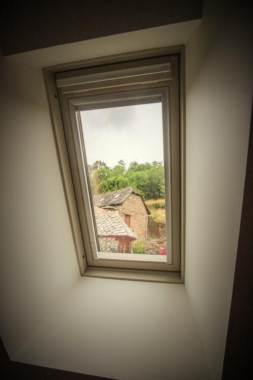 Le Compostelle De Conques Apartment Luaran gambar