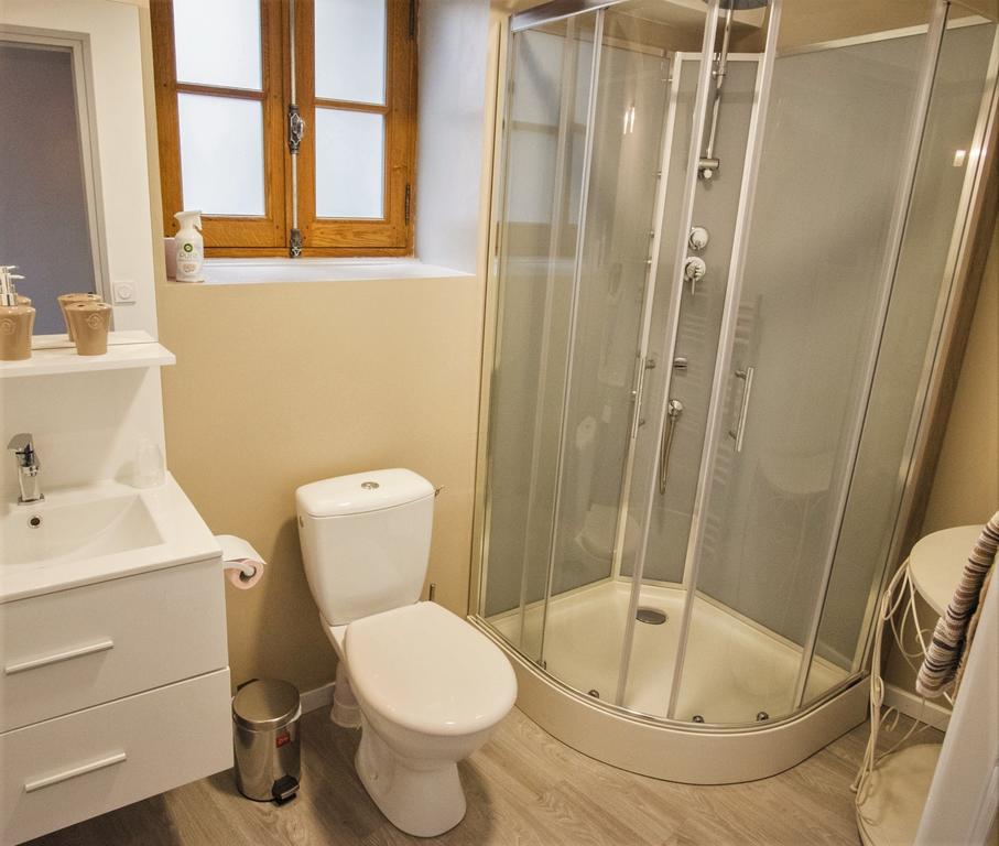 Le Compostelle De Conques Apartment Luaran gambar