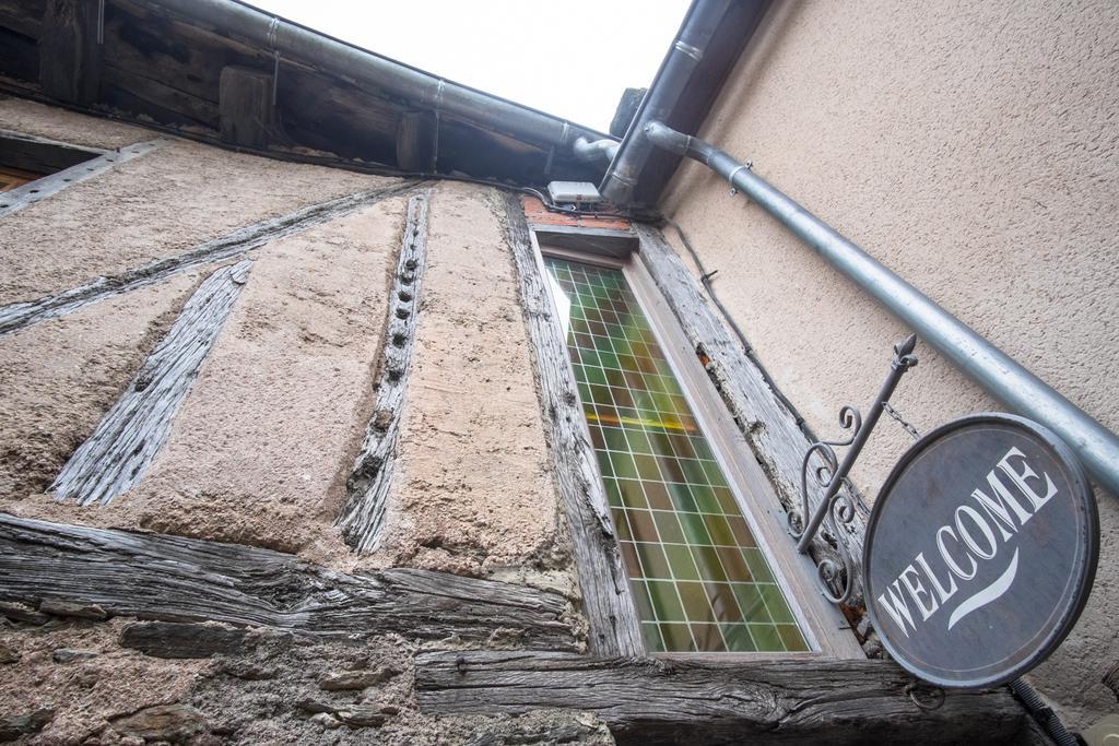 Le Compostelle De Conques Apartment Luaran gambar